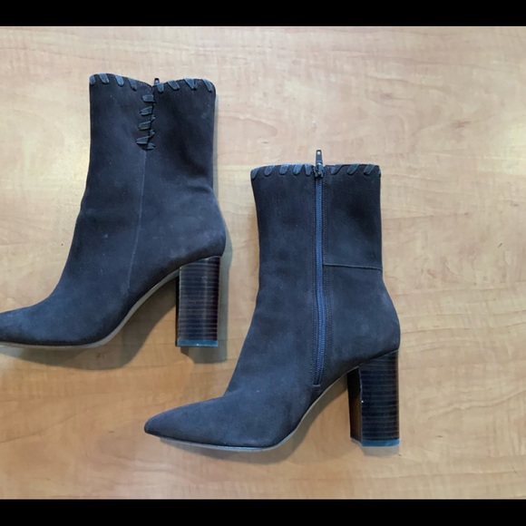 Women’s brown suede boots (n/s) size 8 - Picture 2 of 6